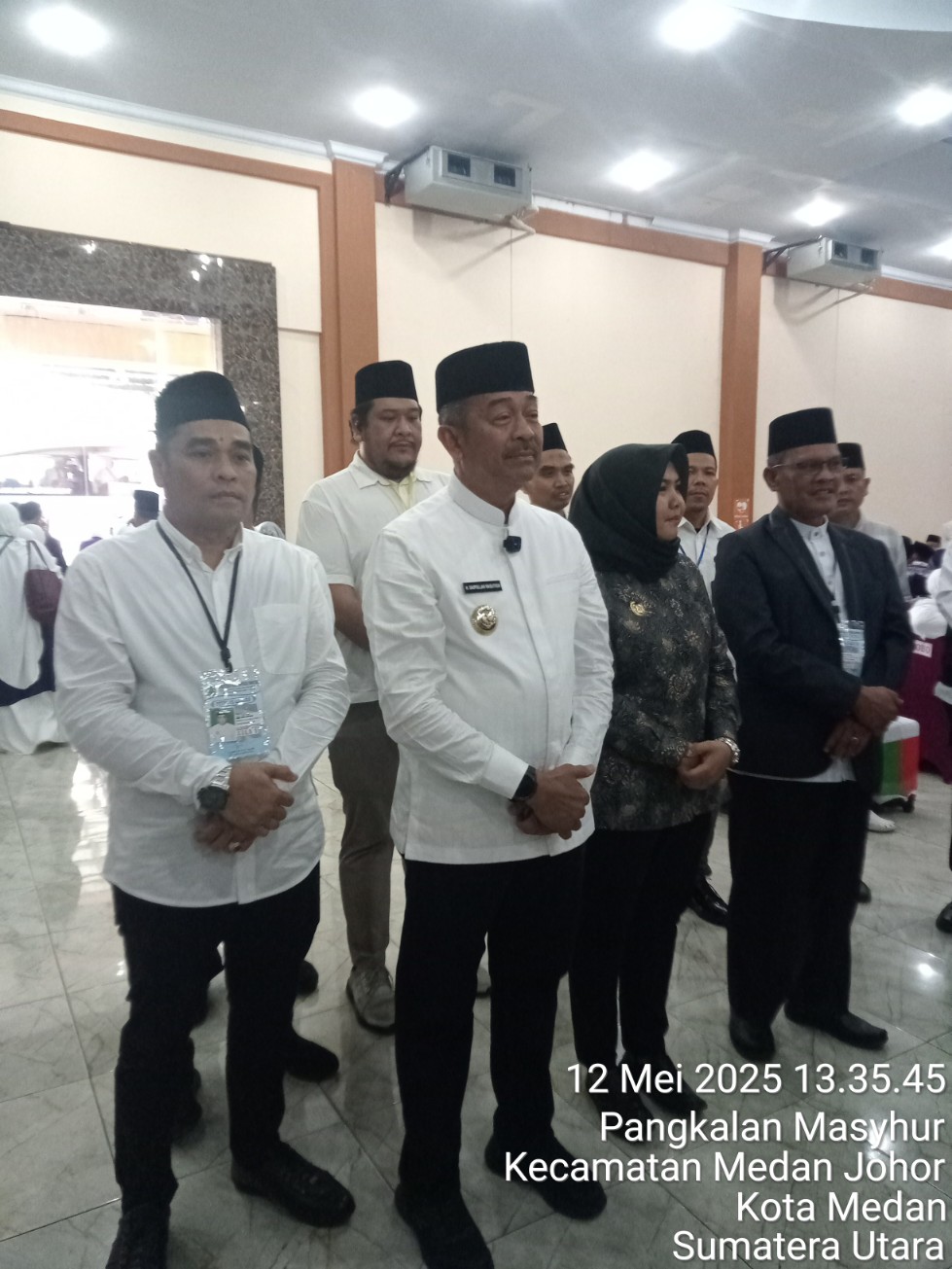 TimePhoto_20250512_133545_copy_979x1305