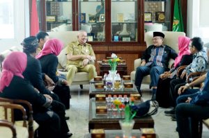 PjSekdaterimapengurusASEPHI(4).jpg_copy_800x531