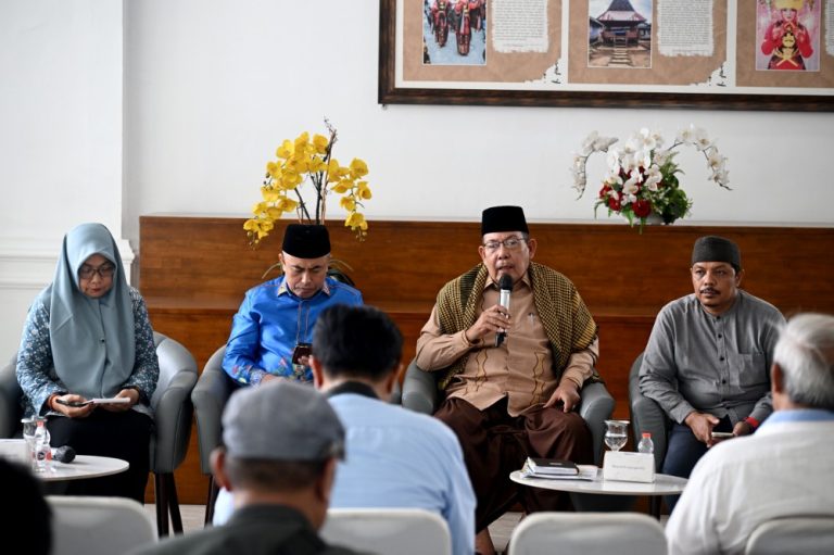 KonferensiPersMTQDaerahSumut-1.jpg_copy_1000x666